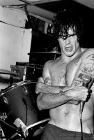 Rollins Standing ( BLACK FLAG )